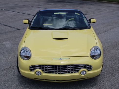 Used 2002 Ford Thunderbird RWD image 7