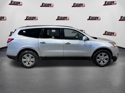 Used 2016 Chevrolet Traverse LT image 4