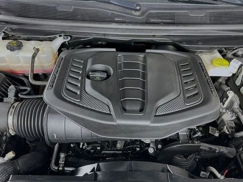 Used 2024 Jeep Wagoneer Series III w/ Premium Group I image 33