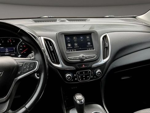 Used 2019 Chevrolet Equinox LT FWD image 12