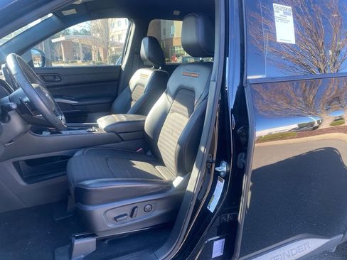 Used 2023 Nissan Pathfinder Rock Creek image 15