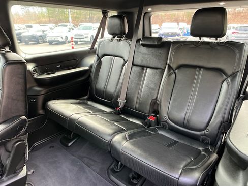 Used 2023 Jeep Wagoneer L Series II w/ Premium Group I image 23