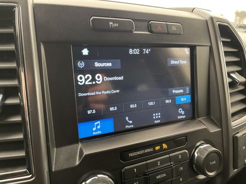 Used 2018 Ford F150 XLT w/ Equipment Group 302A Luxury AWD/4WD image 18