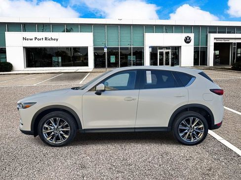 Used 2021 MAZDA CX-5 Signature image 5