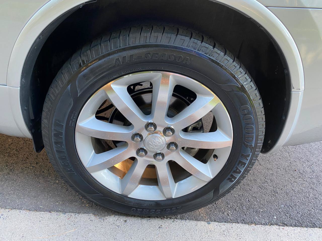 Used 2016 Buick Enclave Premium w/ Experience Buick Package AWD/4WD image 18