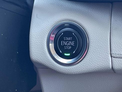 Used 2021 Buick Envision Avenir w/ Technology Package II image 27