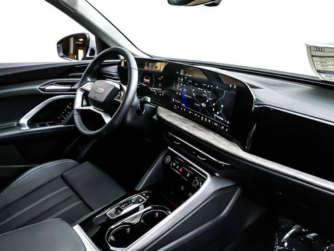New 2025 Audi Q5 Premium Plus image 5