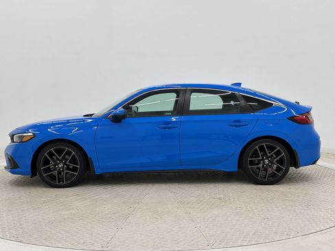 Used 2023 Honda Civic Sport Touring image 2