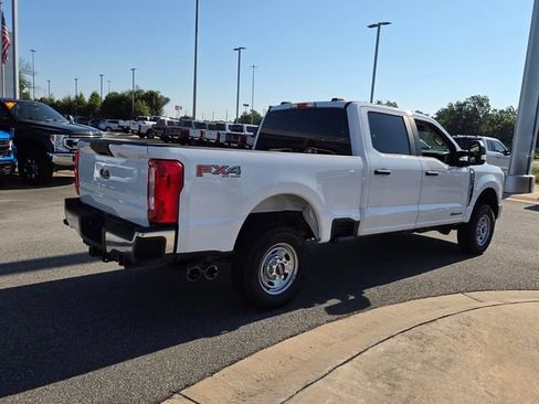 Used 2024 Ford F250 XL w/ FX4 Off-Road Package AWD/4WD image 11