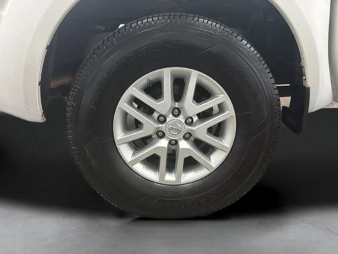 Used 2019 Nissan Frontier SV RWD image 27