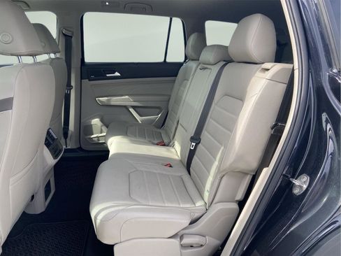 Used 2023 Volkswagen Atlas SEL Premium AWD/4WD image 15