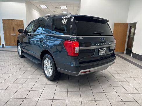Used 2024 Ford Expedition XLT image 16