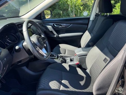 Used 2020 Nissan Rogue S w/ Special Edition Package AWD/4WD image 8