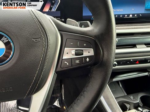 Used 2025 BMW X5 xDrive50e image 17
