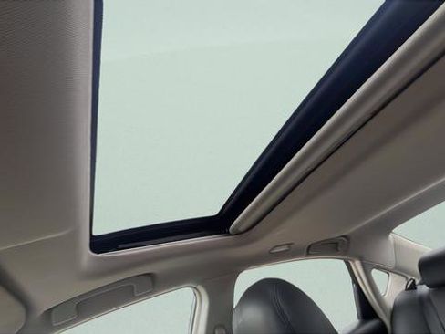 Used 2013 Nissan Altima 2.5 SL w/ Technology Pkg image 19