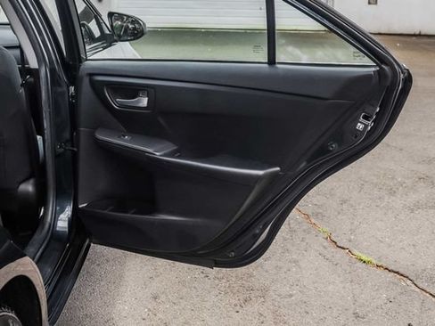 Used 2015 Toyota Camry LE FWD image 16
