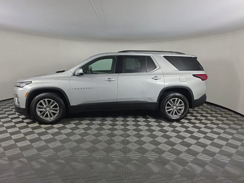 Used 2022 Chevrolet Traverse LT w/ LPO, Cargo Package AWD/4WD image 2