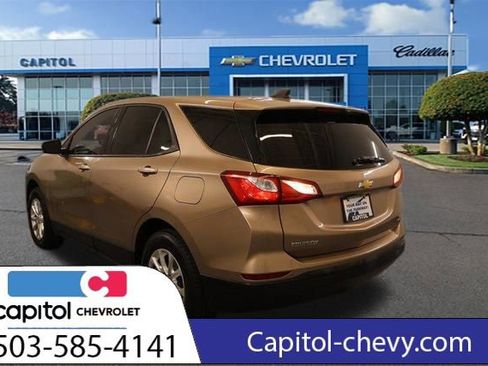 Used 2019 Chevrolet Equinox LS image 6