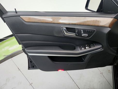 Used 2015 Mercedes-Benz E 350 4MATIC Wagon image 23