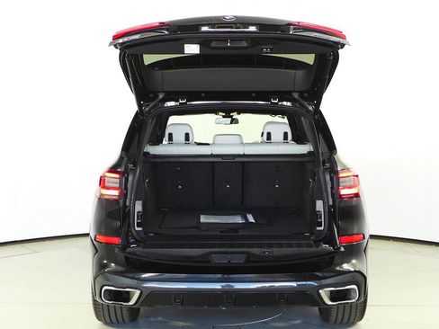 Used 2023 BMW X5 xDrive40i w/ M Sport Package image 10