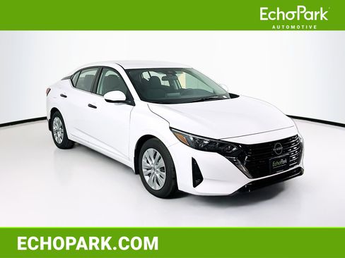 Used 2024 Nissan Sentra S image 1