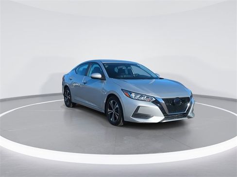 Used 2022 Nissan Sentra SV image 2