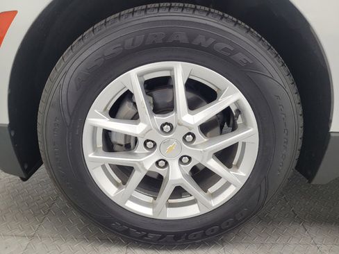 Used 2022 Chevrolet Equinox LT FWD image 31