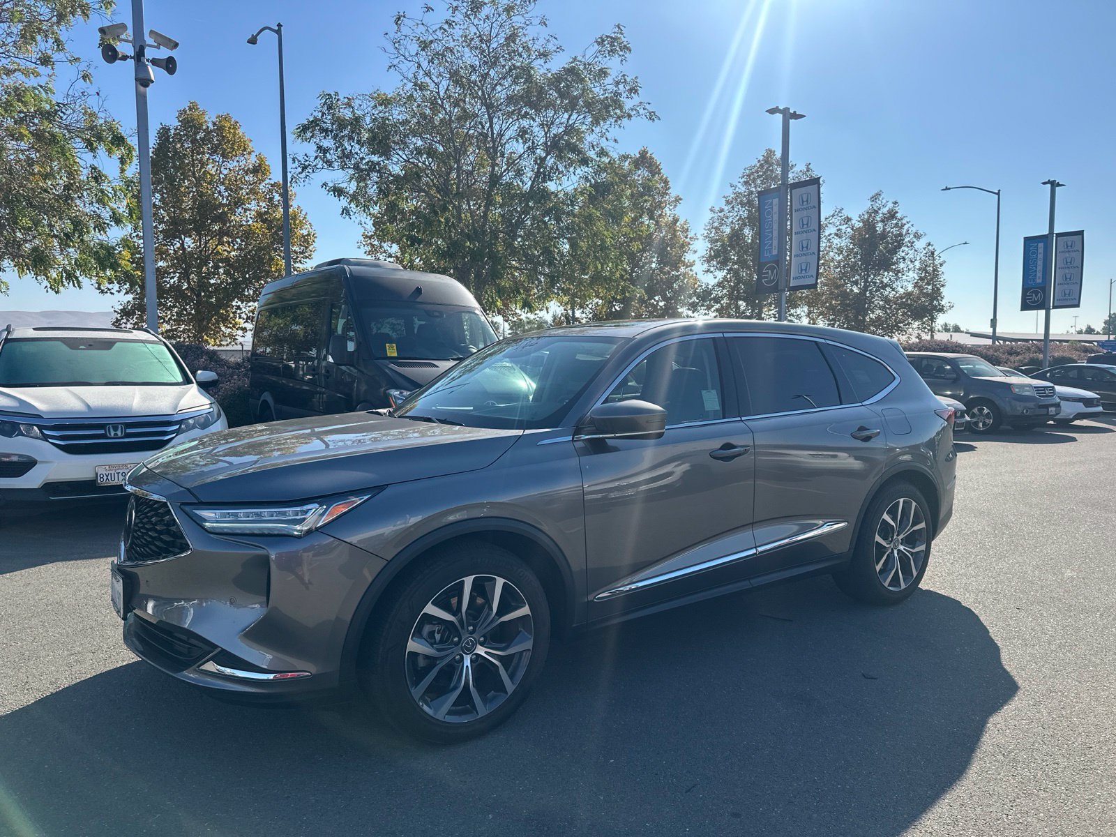 Used 2024 Acura MDX w/ Technology Package FWD image 5