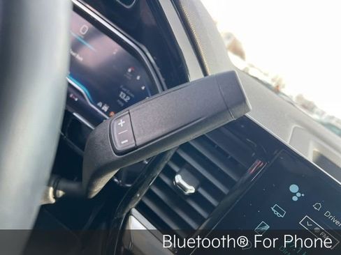 Used 2024 Chevrolet Silverado 1500 LT image 16