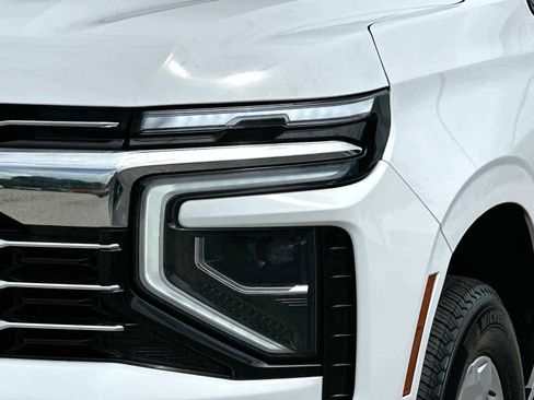 Used 2025 Chevrolet Tahoe LT AWD/4WD image 16