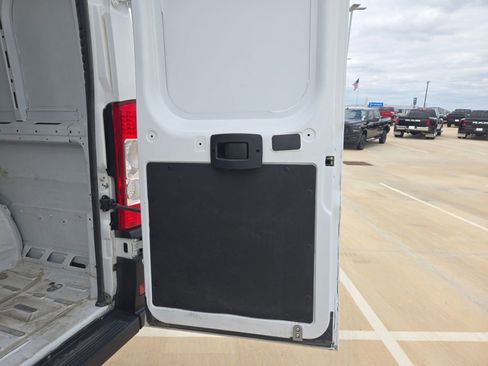 Used 2025 RAM ProMaster 3500 w/ Convenience Group FWD image 21