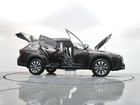 Used 2025 Subaru Outback Limited w/ Popular Package #2 image 45