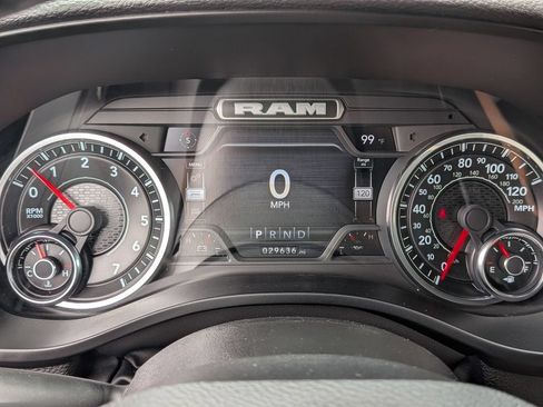 Used 2024 RAM 1500 Laramie AWD/4WD image 16