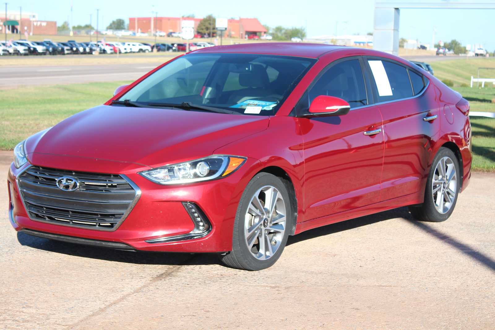 Used 2017 Hyundai Elantra Limited FWD image 4