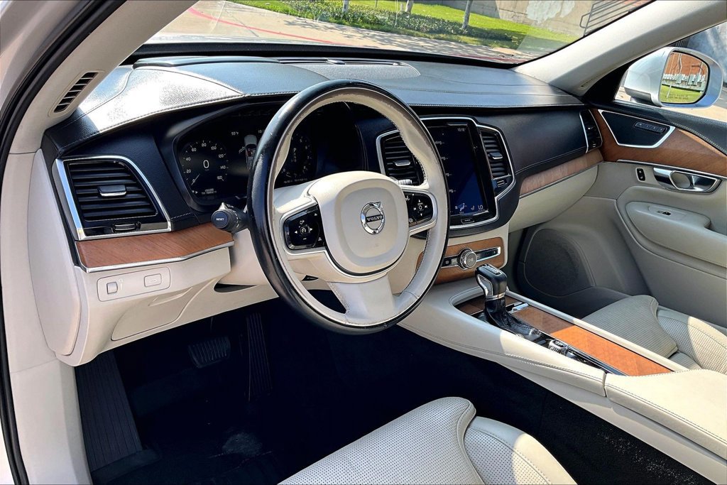 Used 2018 Volvo XC90 T6 Inscription w/ Convenience Package AWD/4WD image 17