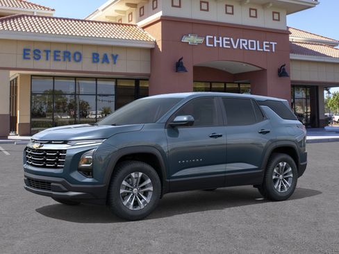 New 2026 Chevrolet Equinox LT FWD image 10
