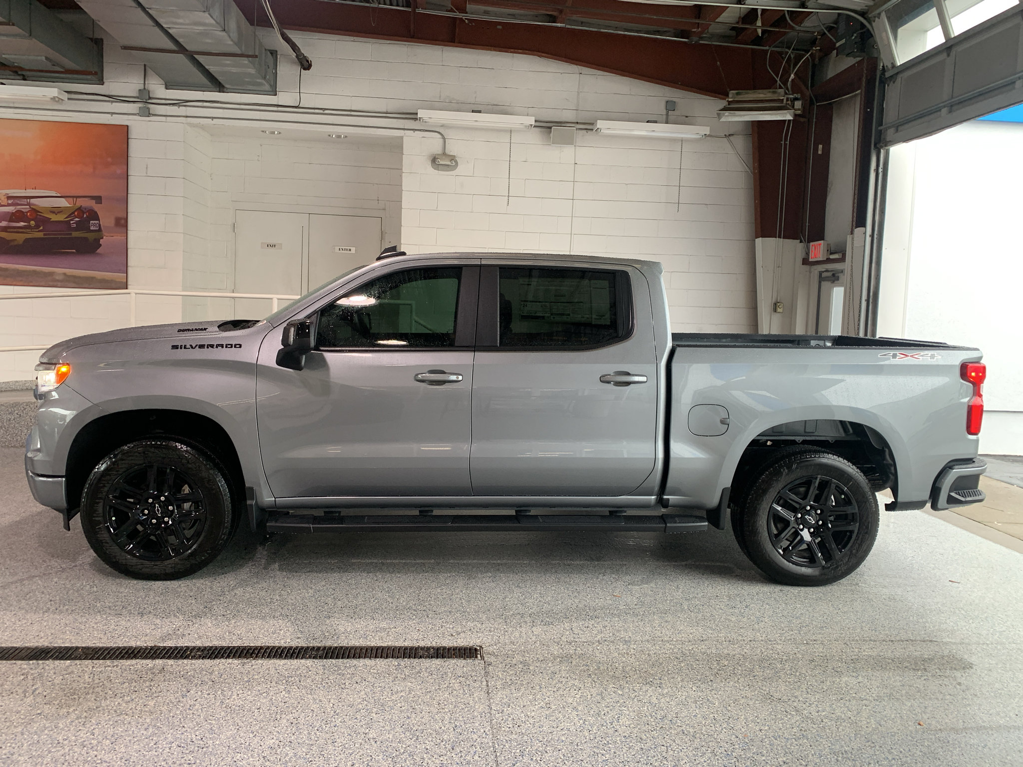 New 2026 Chevrolet Silverado 1500 RST w/ Safety Package AWD/4WD image 6