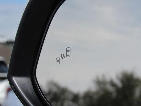 Used 2024 Toyota Grand Highlander Limited image 28