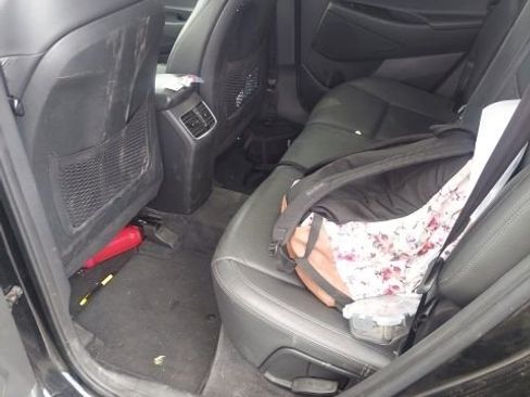 Used 2016 Hyundai Tucson Limited w/ Option Group 03 image 10