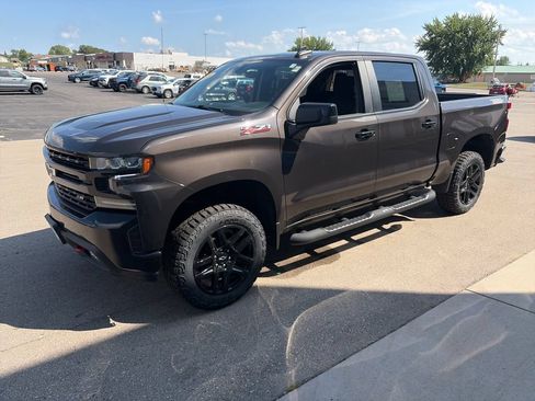Used 2021 Chevrolet Silverado 1500 LT Trail Boss w/ Bed Protection Package AWD/4WD image 5