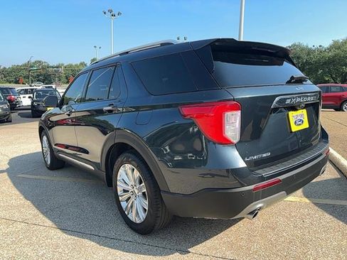 Used 2022 Ford Explorer Limited w/ Equipment Group 301A image 6