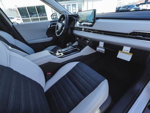 New 2026 Mitsubishi Outlander SE image 41