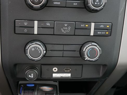 Used 2012 Ford F150 XLT w/ XLT Chrome Pkg AWD/4WD image 23