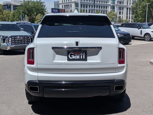 Used 2022 Rolls-Royce Cullinan w/ Dark Exterior Package AWD/4WD image 7