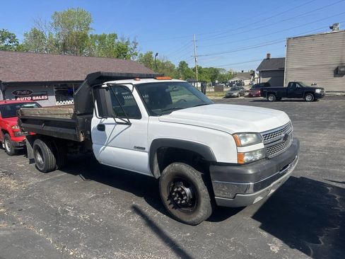 Used 2005 Chevrolet Silverado 3500 2WD Regular Cab image 6