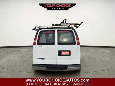 Used 2016 Chevrolet Express 2500 RWD image 4