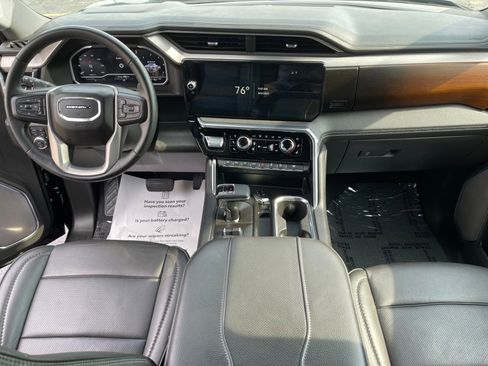Used 2024 GMC Sierra 1500 Denali w/ Denali Reserve Package image 12