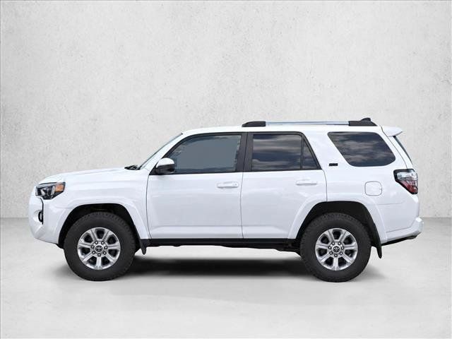 Used 2019 Toyota 4Runner SR5 AWD/4WD image 22