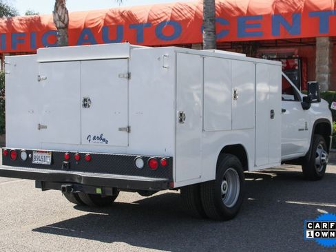 Used 2020 Chevrolet Silverado 3500 W/T w/ WT Convenience Package image 9