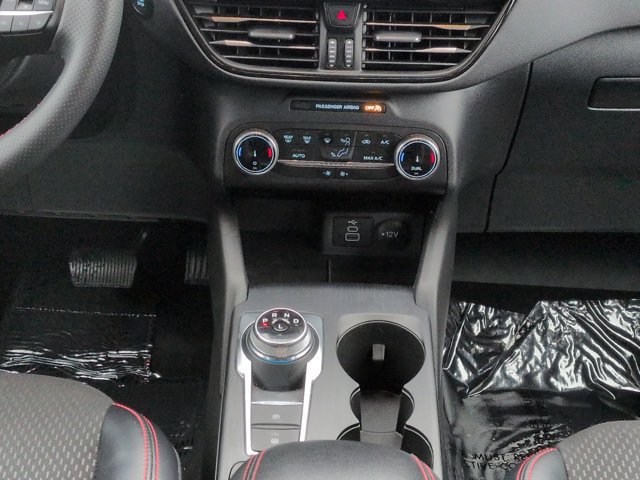 Used 2025 Ford Escape ST-Line FWD image 18